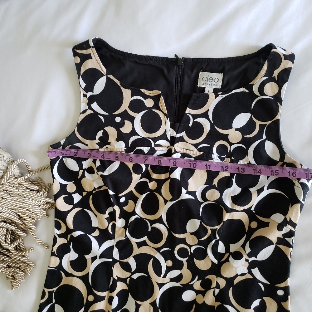 Dress - Picture 4 of 6